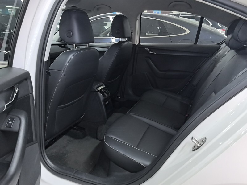 
SKODA OCTAVIA COMFORT 2022 г. full									