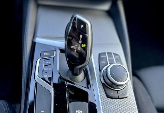 
BMW 520i G30/G31 2021г 34500км full									