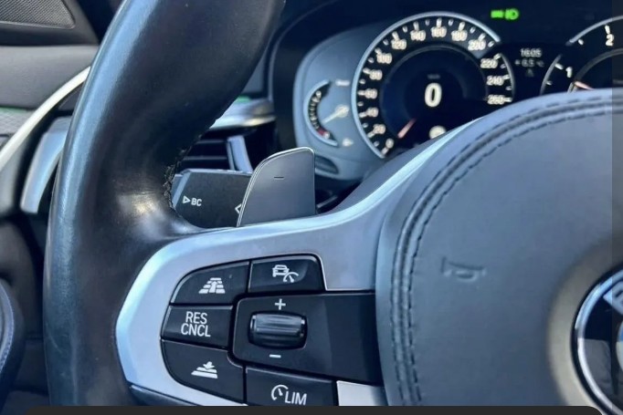 
BMW 520i G30/G31 2021г 34500км full									