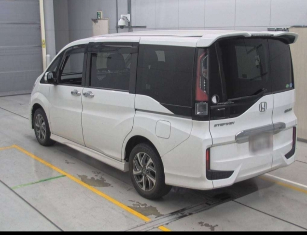 
Honda  Stepwgn 1.5 Cvt   rp-4 spada 4 wd  2016 г. full									