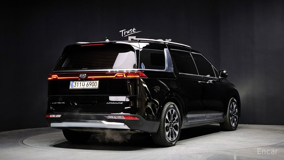 Kia карнивал 2023