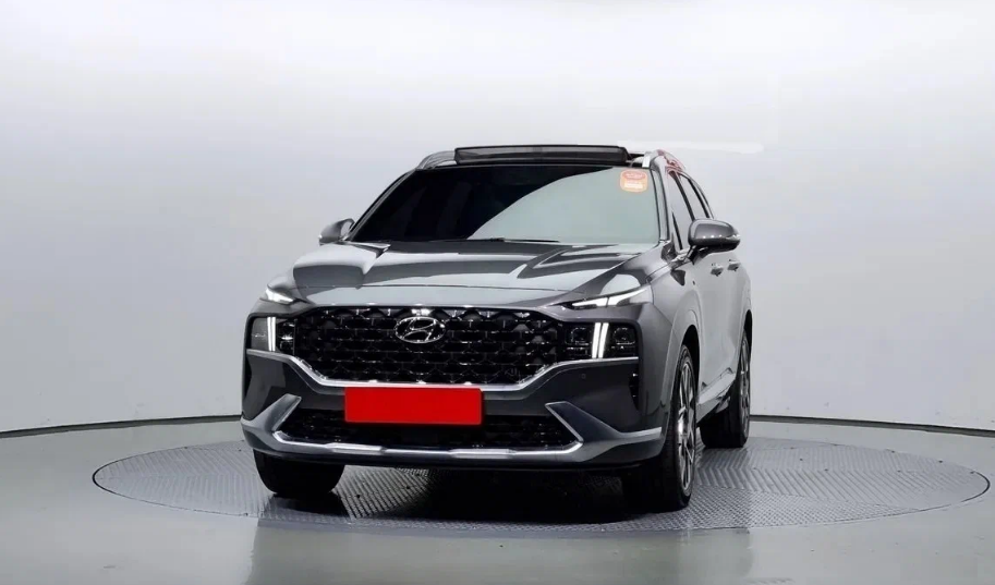 Hyundai Santa Fe 2021 2.2 дизель 56800км