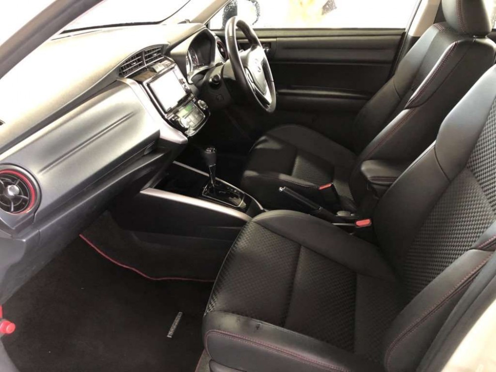 TOYOTA COROLLA FIELDER 1.5G Plus  4WD 2016 г.