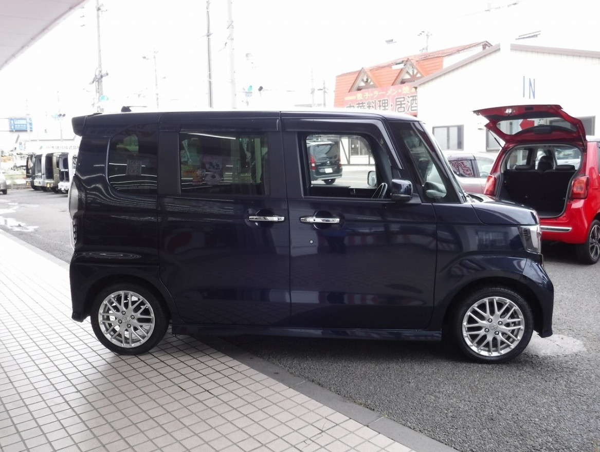 
Honda N box Custom 0.7 L 2021 г. full									