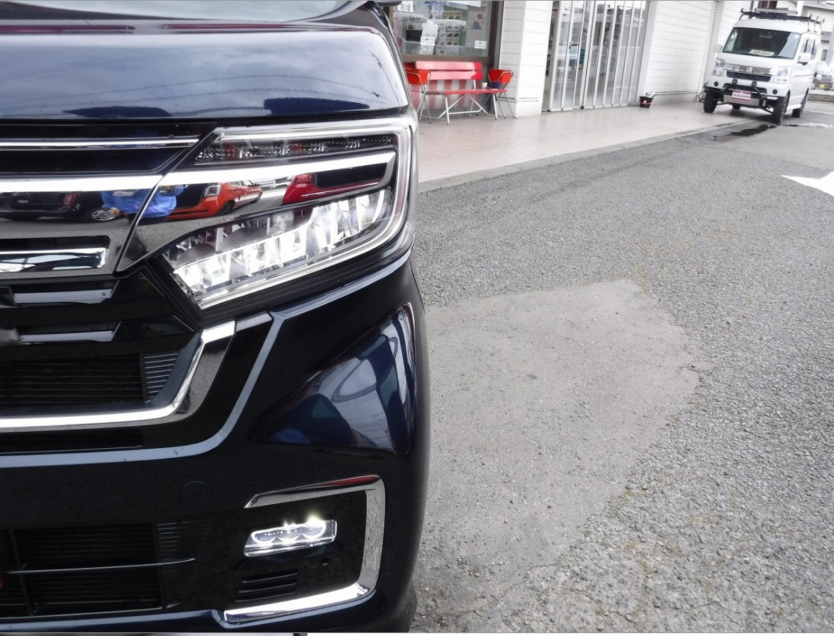 
Honda N box Custom 0.7 L 2021 г. full									