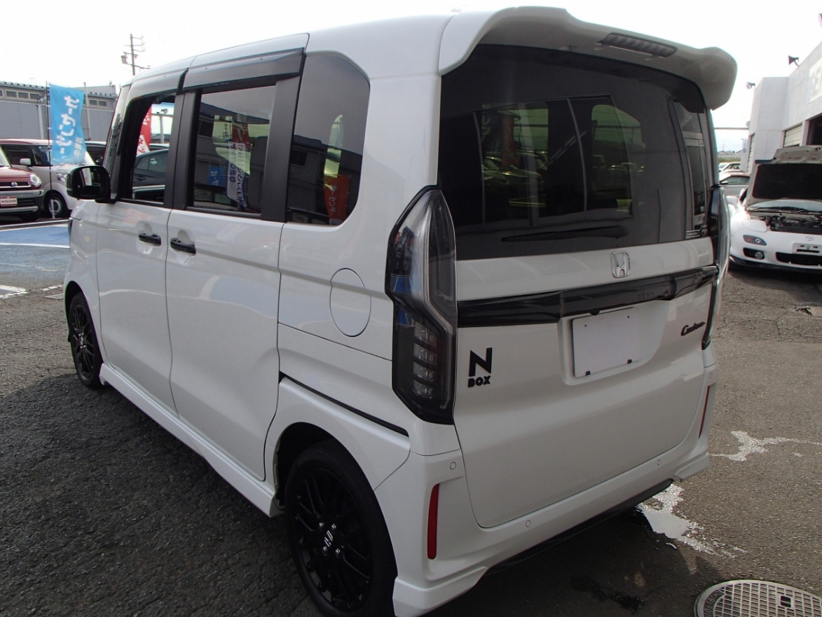 
Honda N box Custom 0.7 L 2022 г. full									