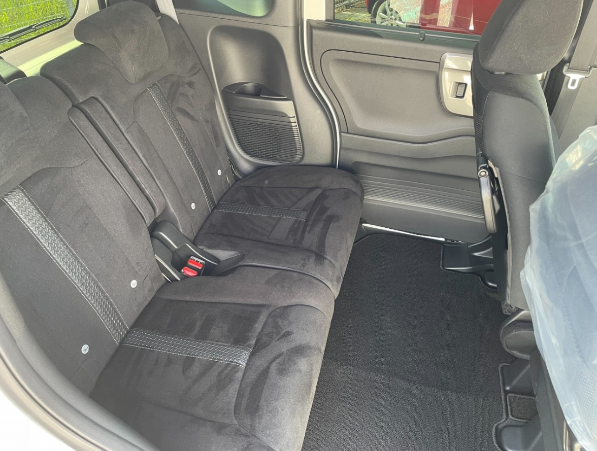 
Honda N box Custom 0.7 L style Plus Black 2022 г. full									