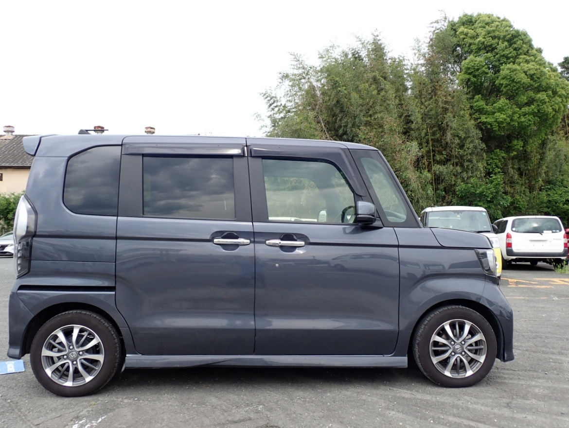
Honda N box Custom 0.7 L 2022 г. full									