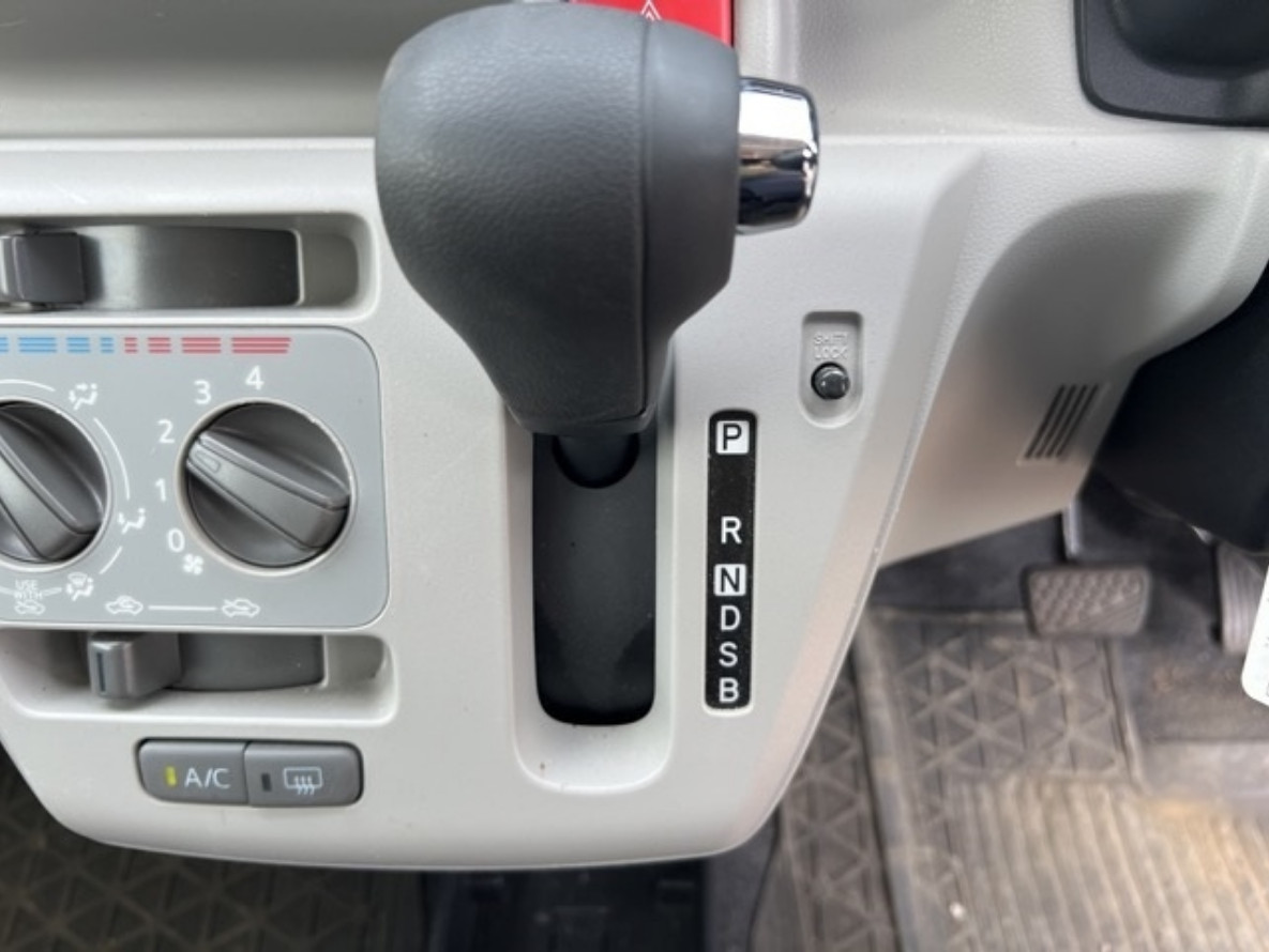
Daihatsu Mira E S 0.7 X SA III 2021 г. full									