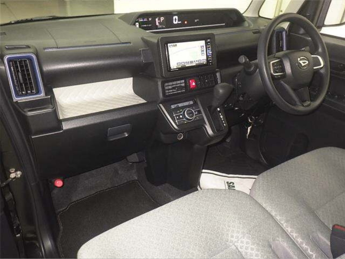 Daihatsu Tanto 0.7 X  2021 г.