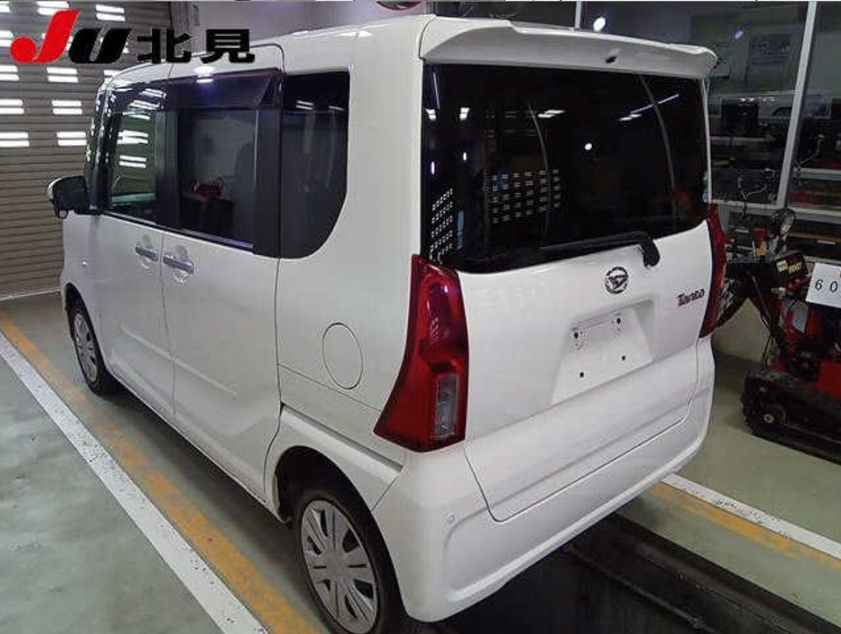 Daihatsu Tanto 0.7 4 wd L 2020 г.