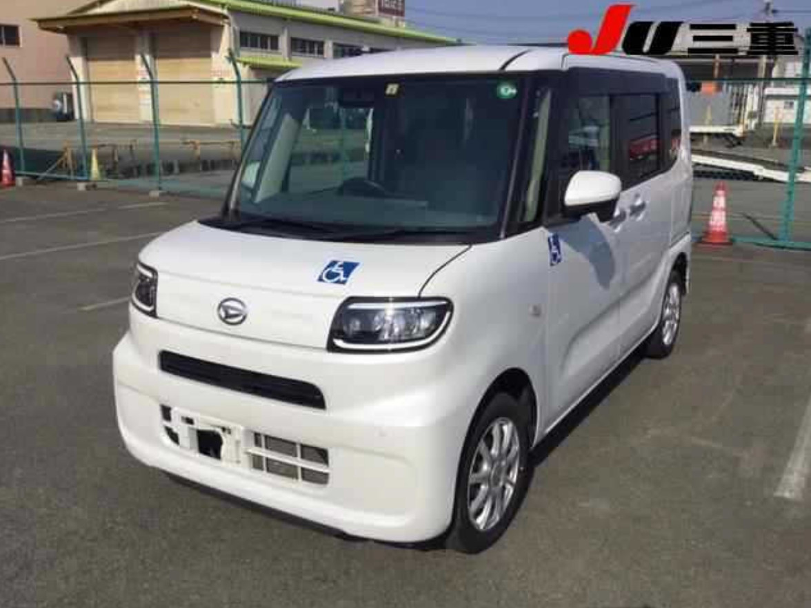 Daihatsu Tanto 0.7 L SAR 2020г.
