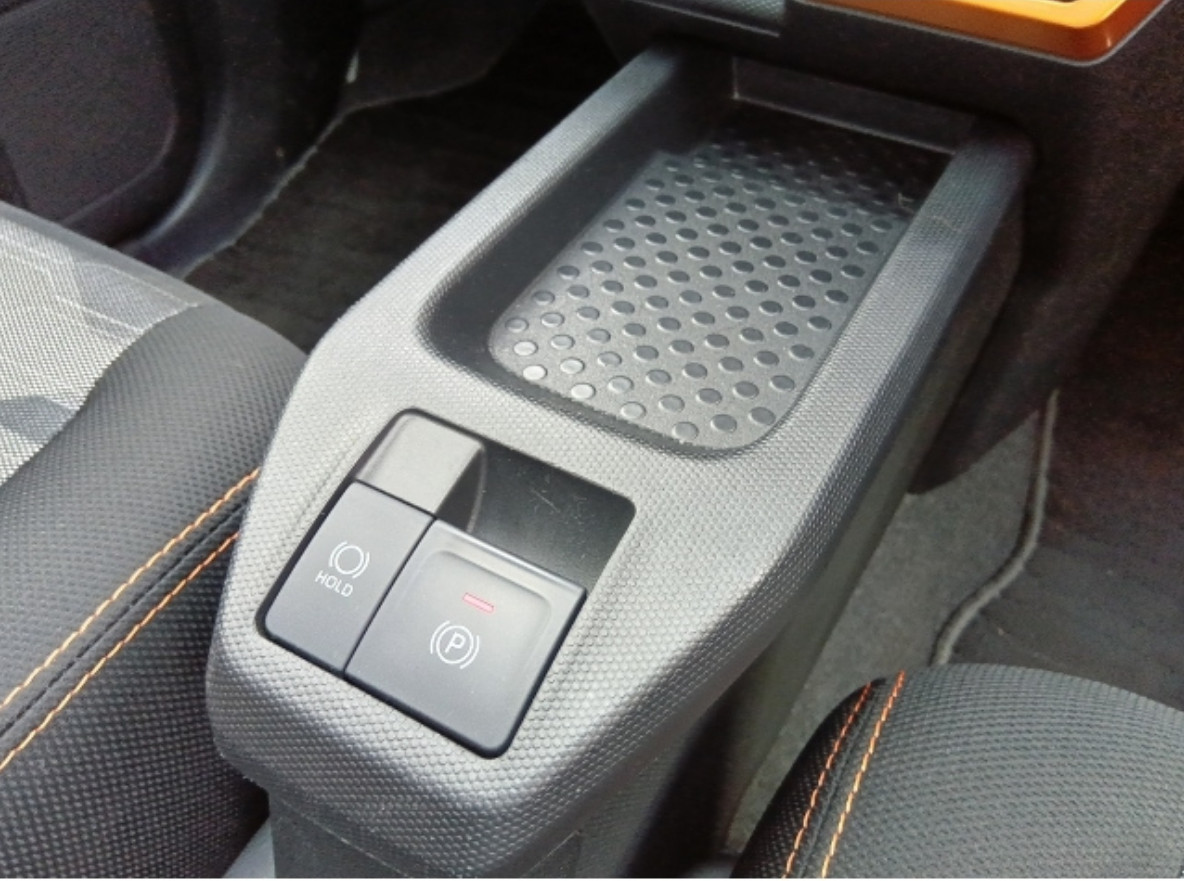 
Daihatsu Taft 0.7 G turbo 2021 г. full									