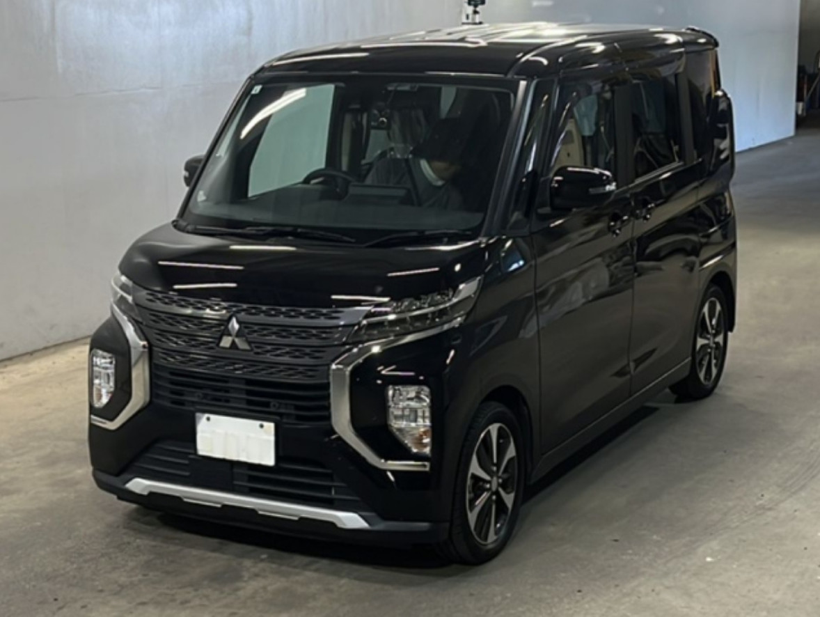 Mitsubishi Ek X Space 0.7 G plus Edition 2021г.