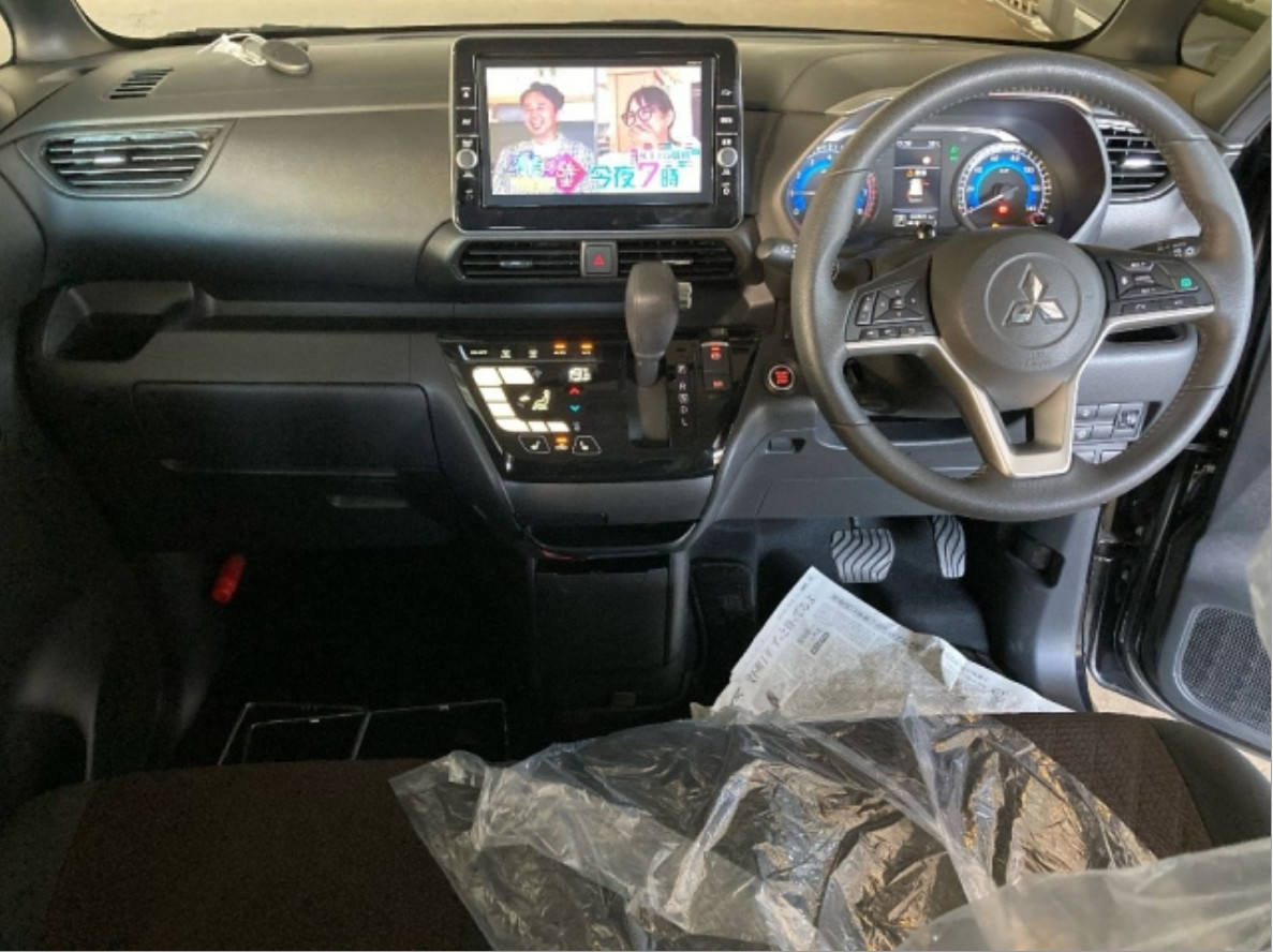 Mitsubishi Ek X Space 0.7 G plus Edition 2021г.