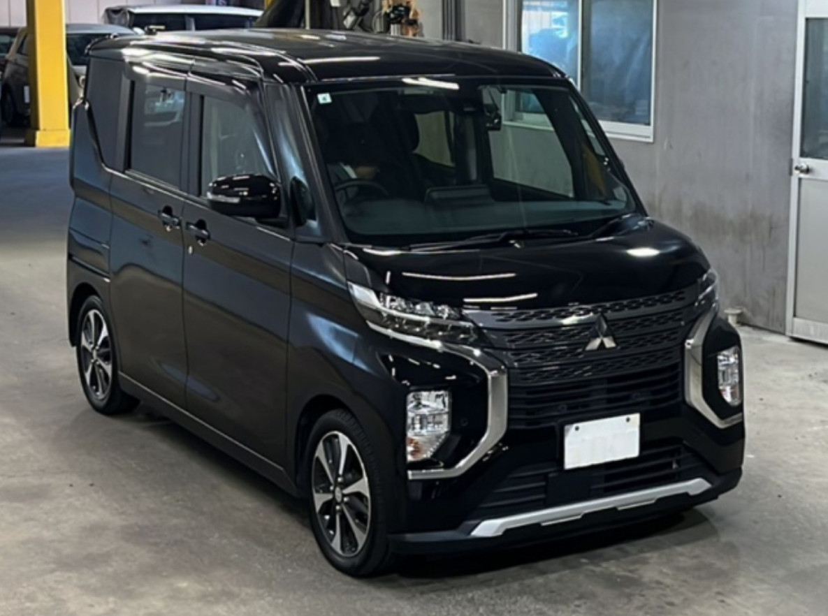 Mitsubishi Ek X Space 0.7 G plus Edition 2021г.