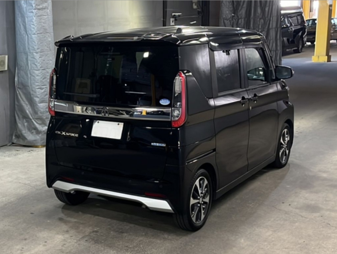 Mitsubishi Ek X Space 0.7 G plus Edition 2021г.