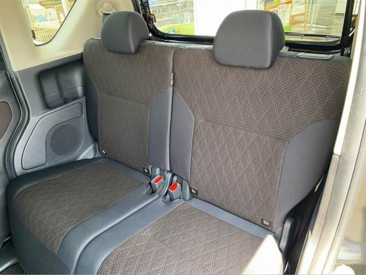 
Mitsubishi Ek X 0.7 G plus Edition 2021г. full									