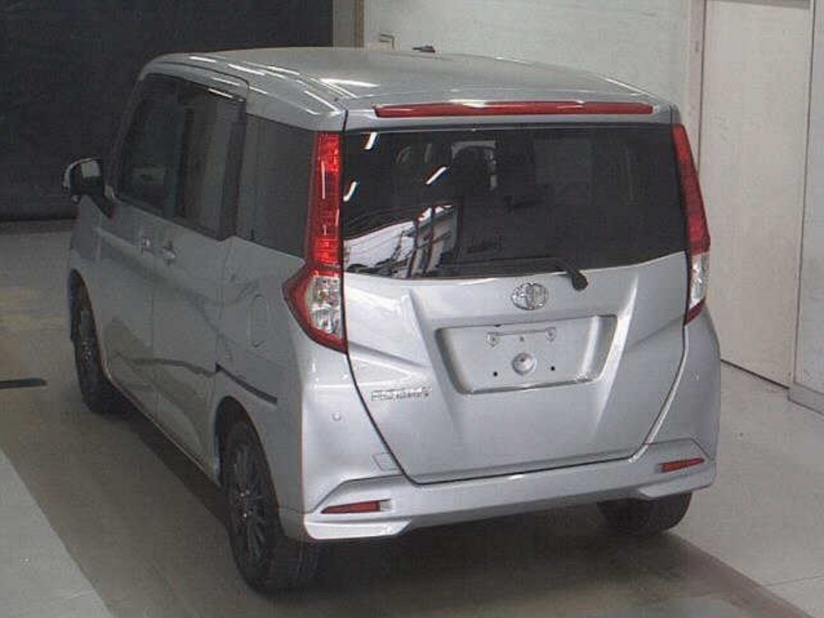 
Toyota Roomy 1.0 G 2022г. full									