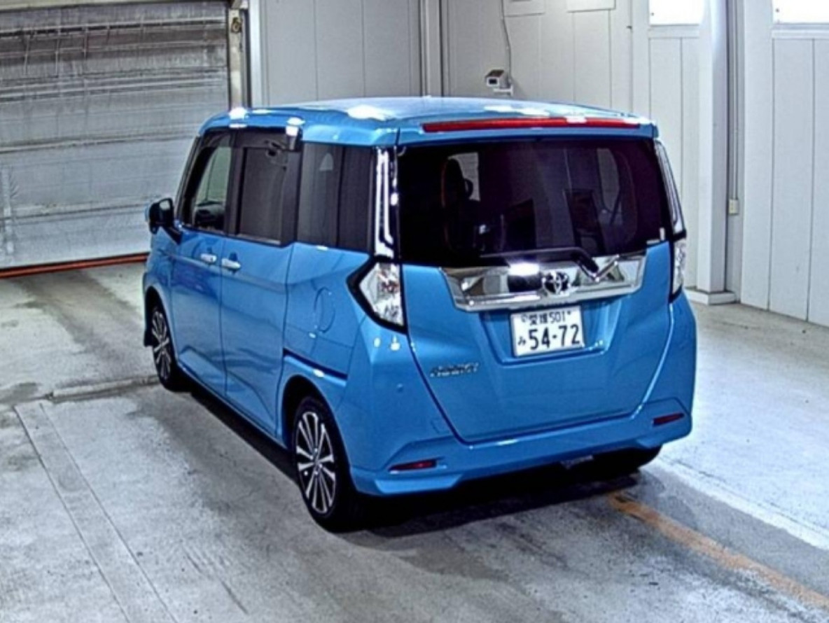 
Toyota Roomy 1.0 Custom G T 2022г. full									