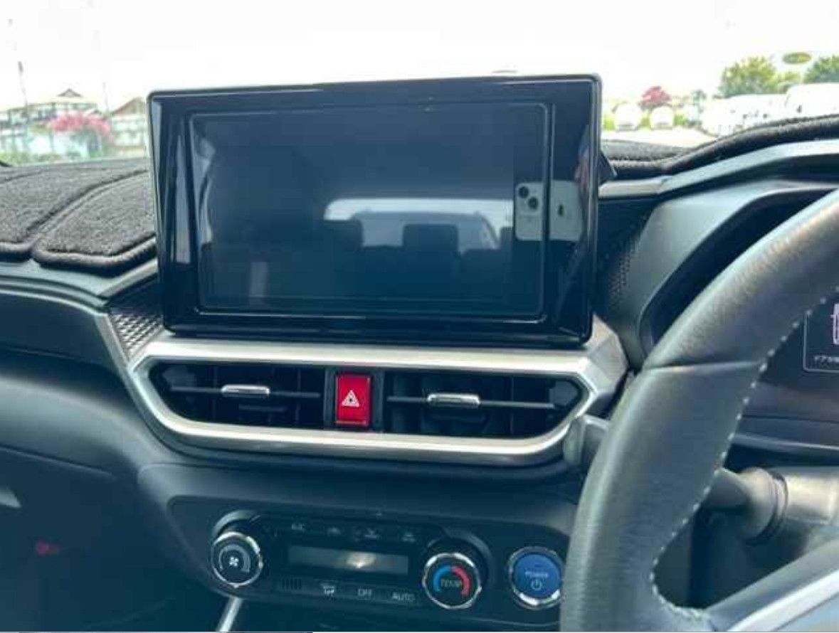 
Daihatsu Rocky 1.2 Premium G_HEV 2022г. full									