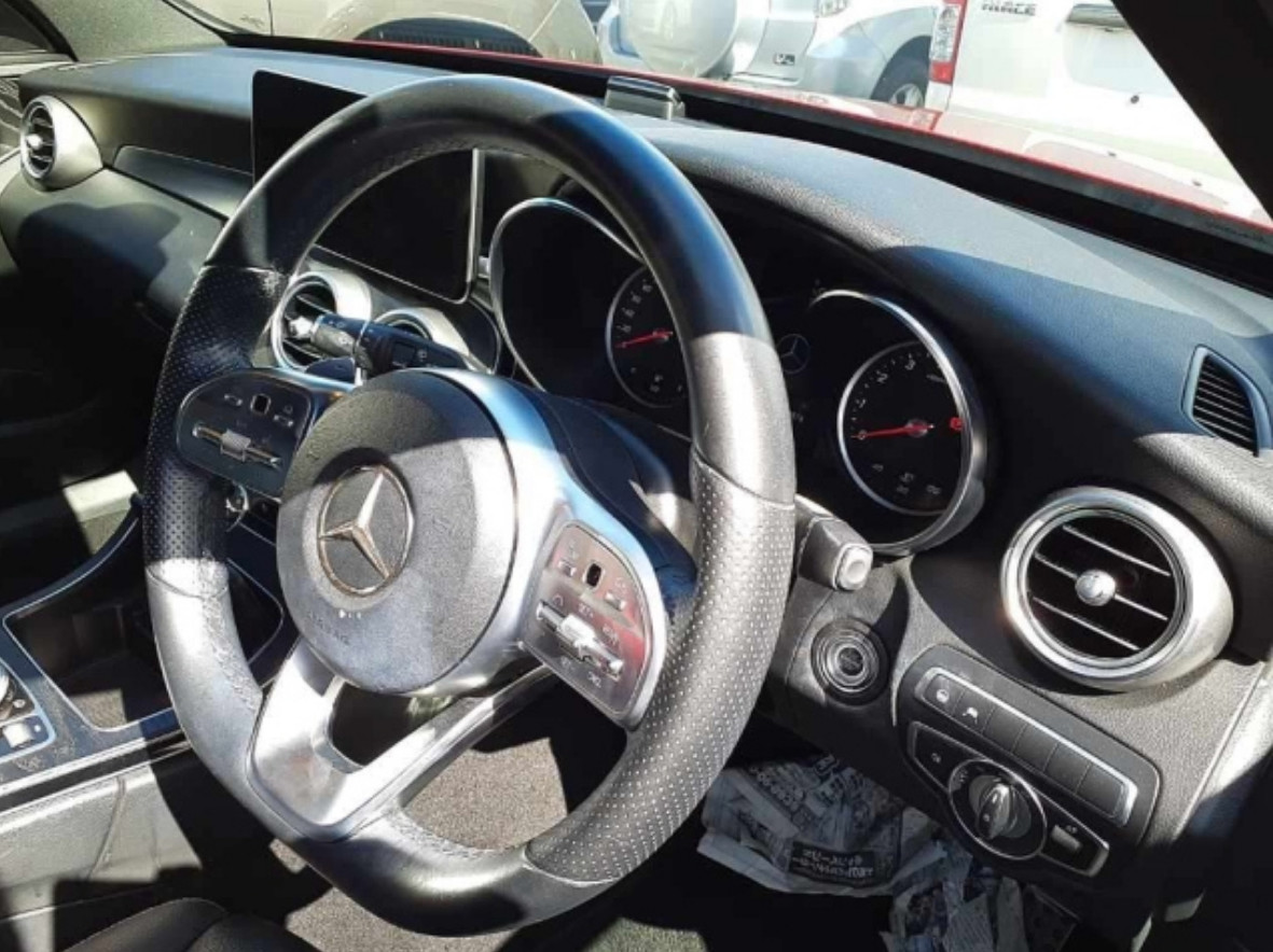 
Mercedes Benz wagon  c180 AMG 1.5 2020 г. full									