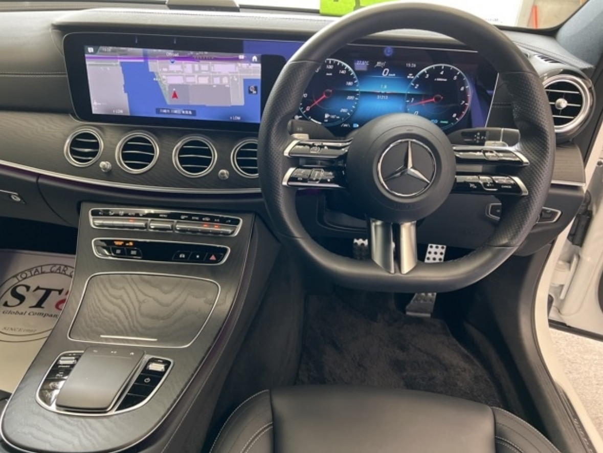 Mercedes Benz E class 200 AMG 1.5 2021 г.