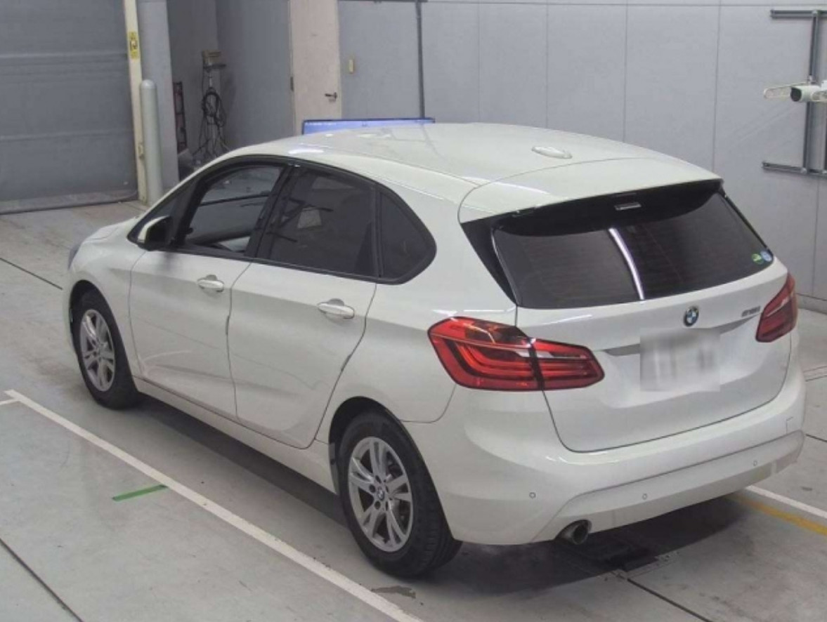 Bmw 2 218 i Active tourer 1.5 2017 г.
