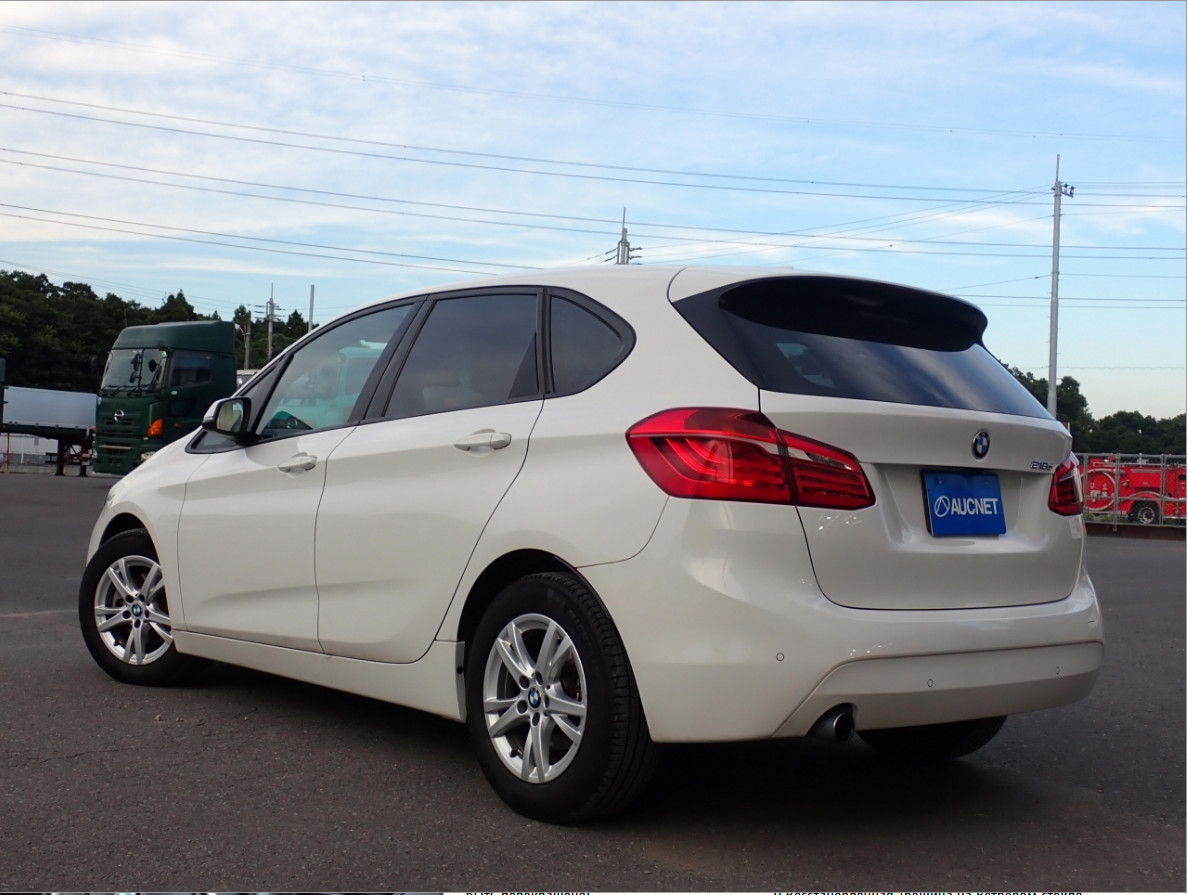 Bmw 218d Active Tourer 2.0 2016 г.
