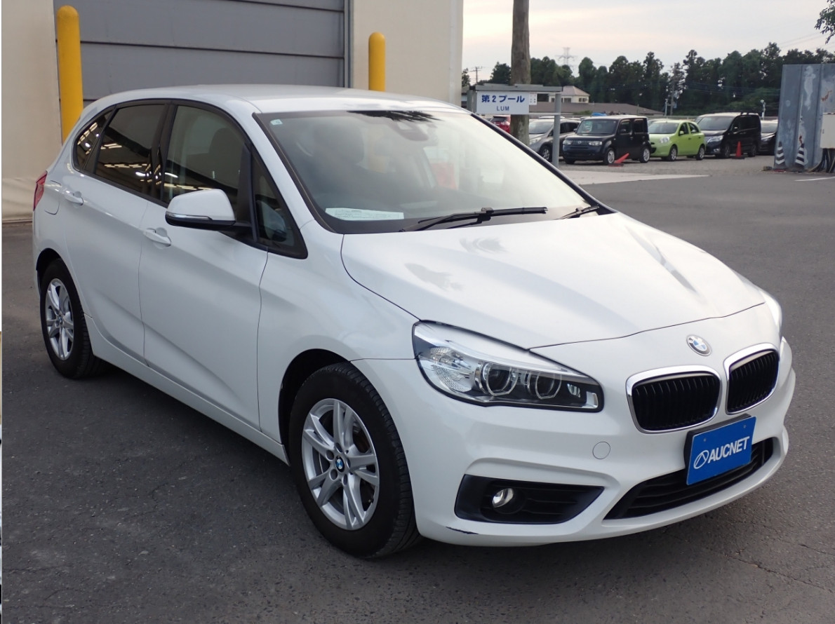 Bmw 218d Active Tourer 2.0 2016 г.