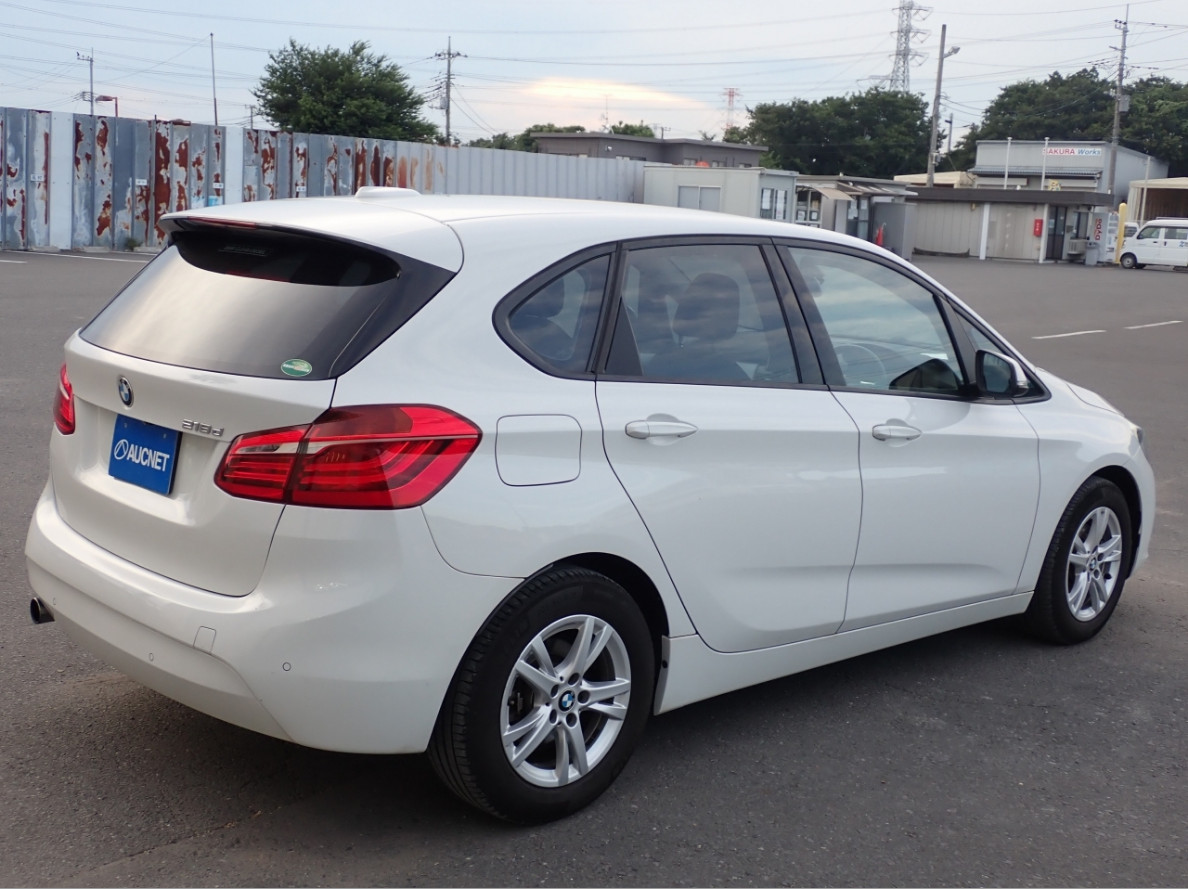 
Bmw 218d Active Tourer 2.0 2016 г. full									