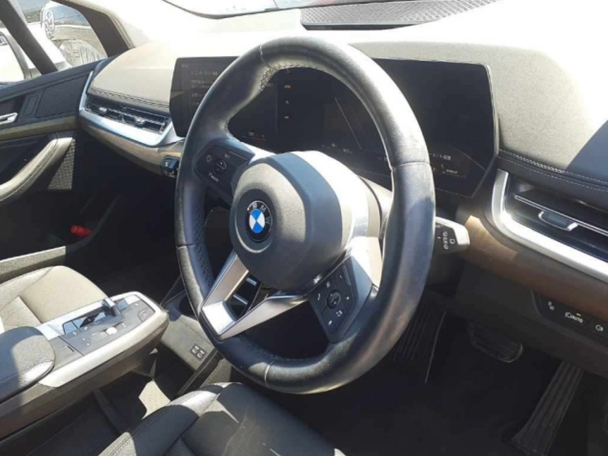 
Bmw 218 D Active Tour 2.0 2022г. full									