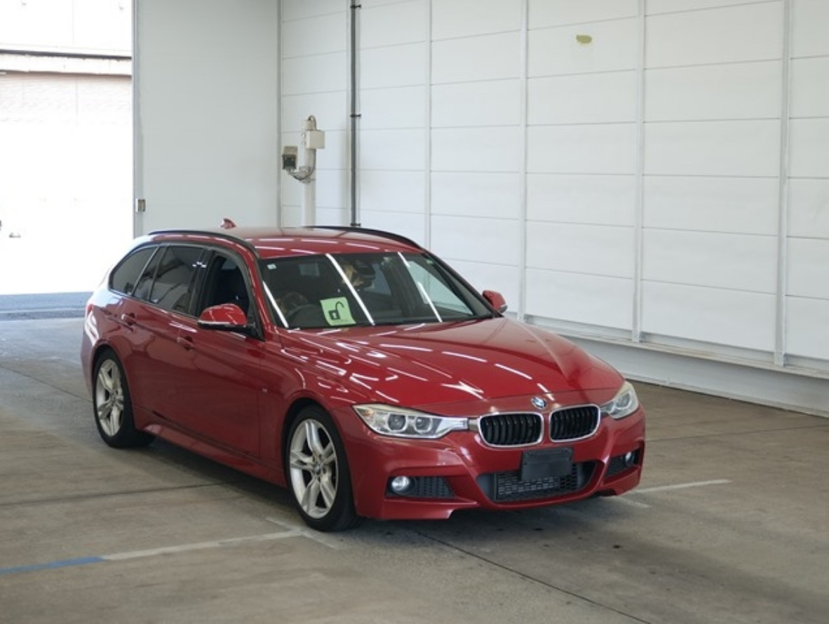Bmw 320 i Touring  M sport 2.0 2014 г.