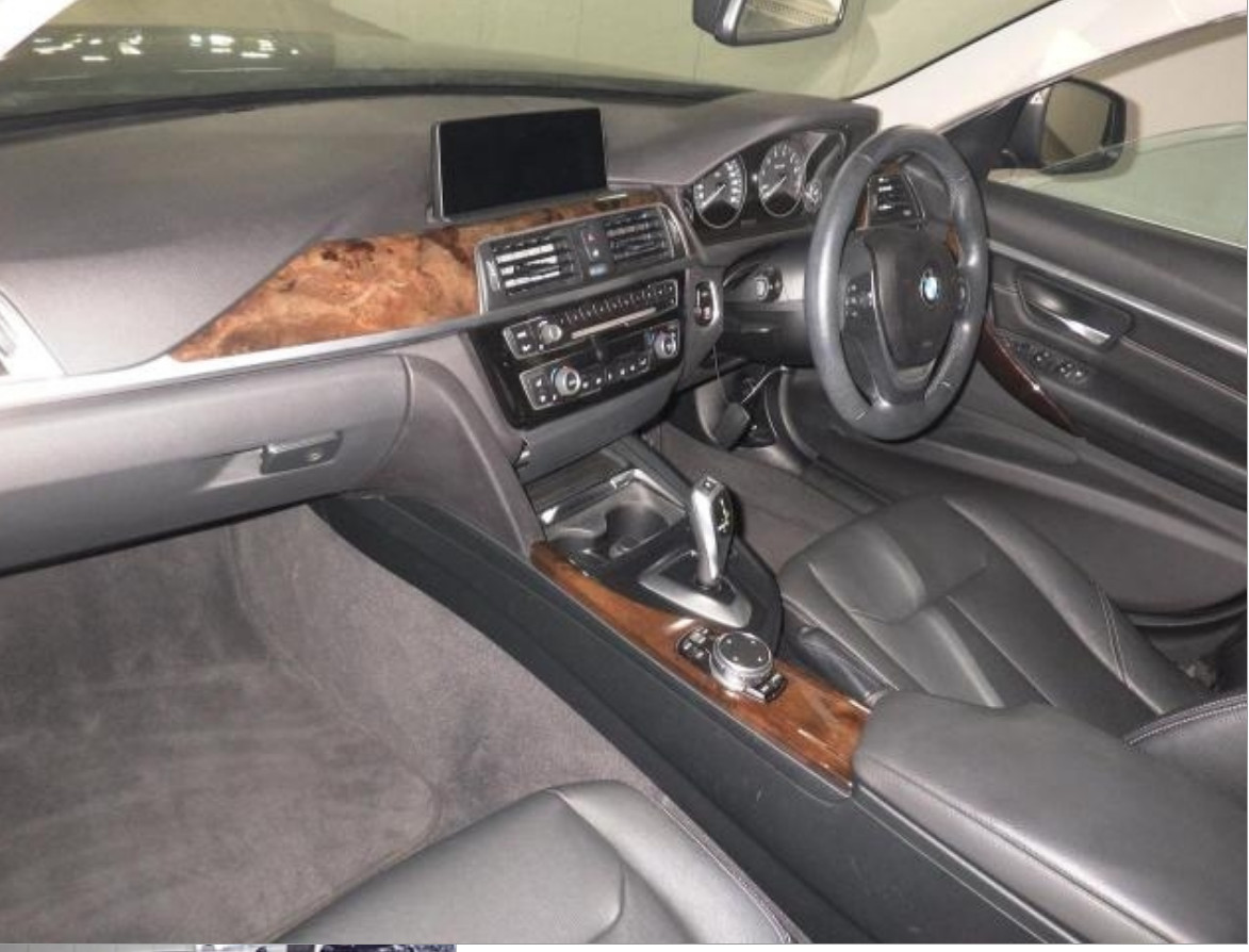 Bmw 318 i Touring  Luxury 1.5 2017 г.