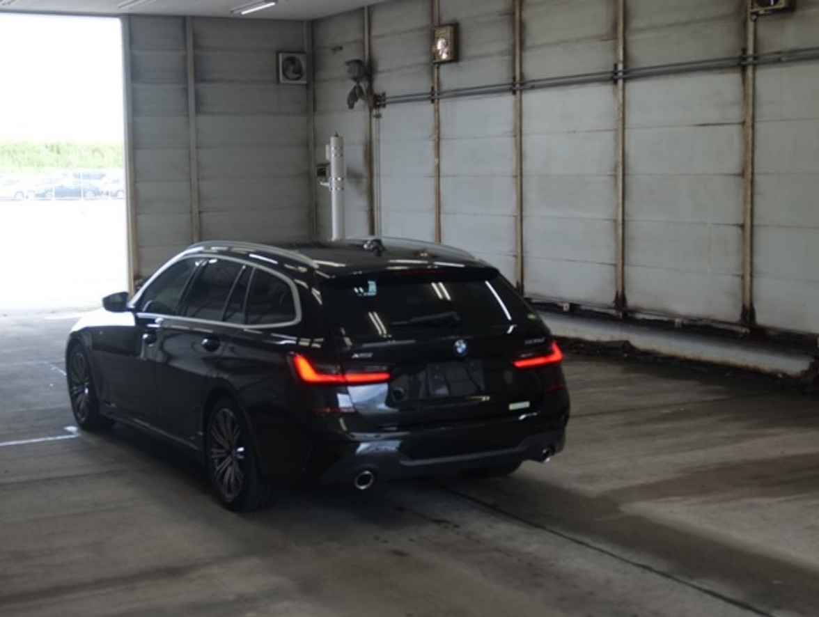 Bmw 320D Xdrive Touring M sport 2.0 2020 г.