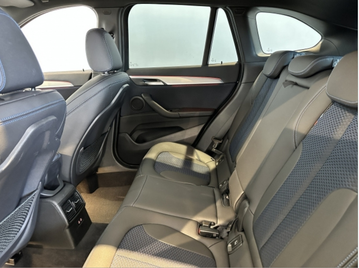 
Bmw Xdrive 18d Msports 2.0 2020г. full									