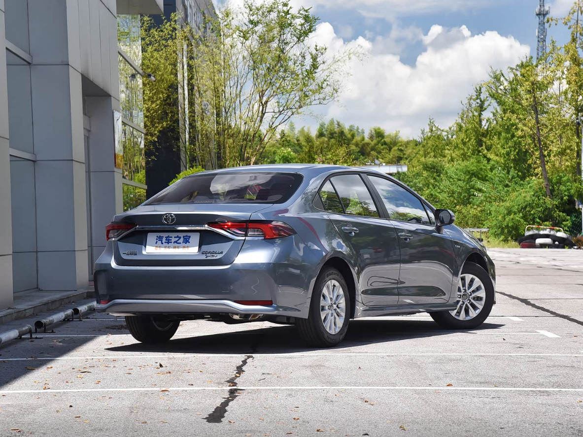 Toyota corolla  1.2 CVT Pioneer Edition 2025
