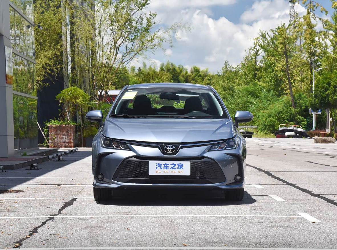 Toyota corolla 1.8 Hybrid  E-CVT  Elite Edition  2025