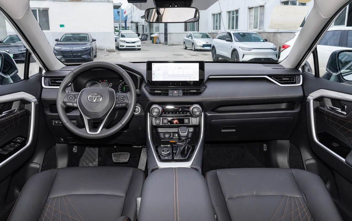Toyota Rav4 2.5L E-CVT 4 wd Elite Plus Edition 2025