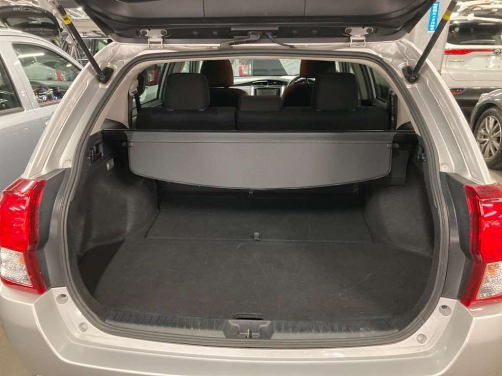 
TOYOTA COROLLA FIELDER 1.5G 2014 г. full									