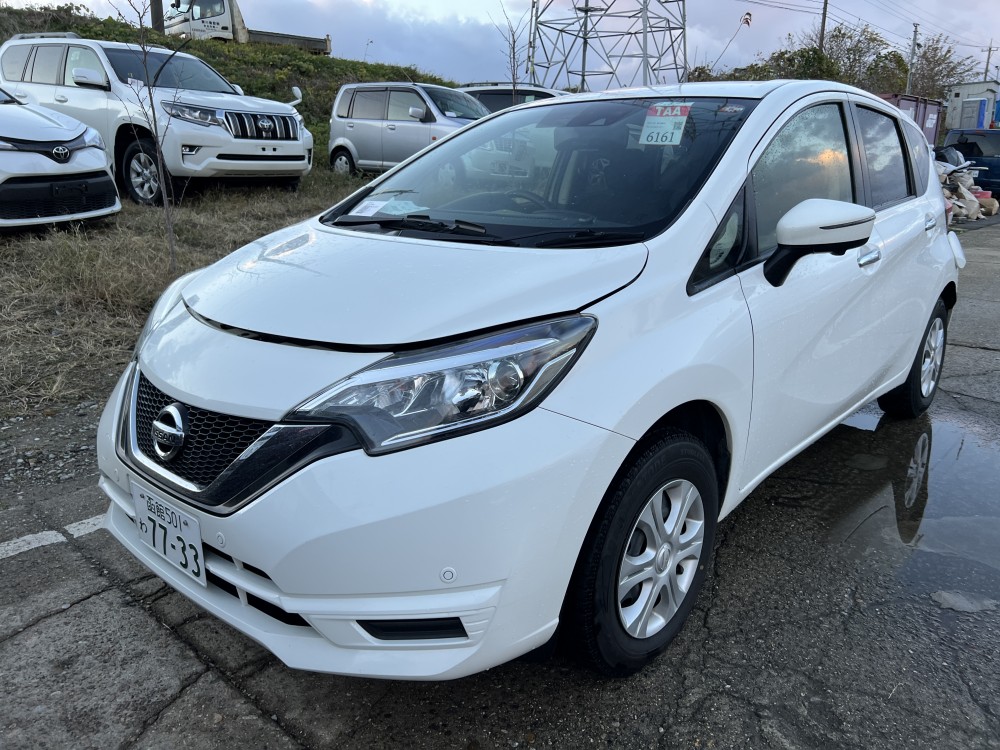 NISSAN NOTE X FOUR 4WD 2019 г.
