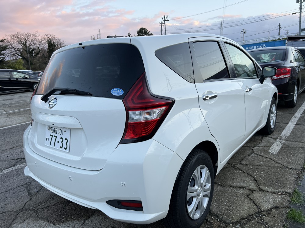 NISSAN NOTE X FOUR 4WD 2019 г.