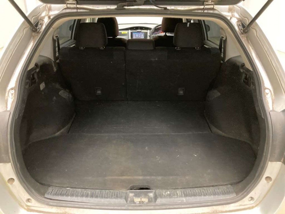 
TOYOTA COROLLA FIELDER 1.5G 4WD 2015 г. full									
