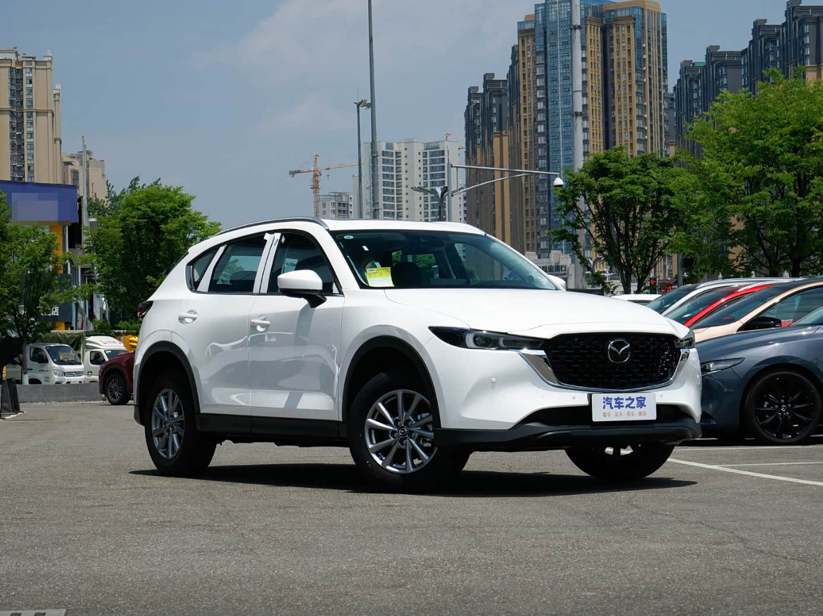 Mazda CX-5 Automatic 2.0 2 wd 2025г.