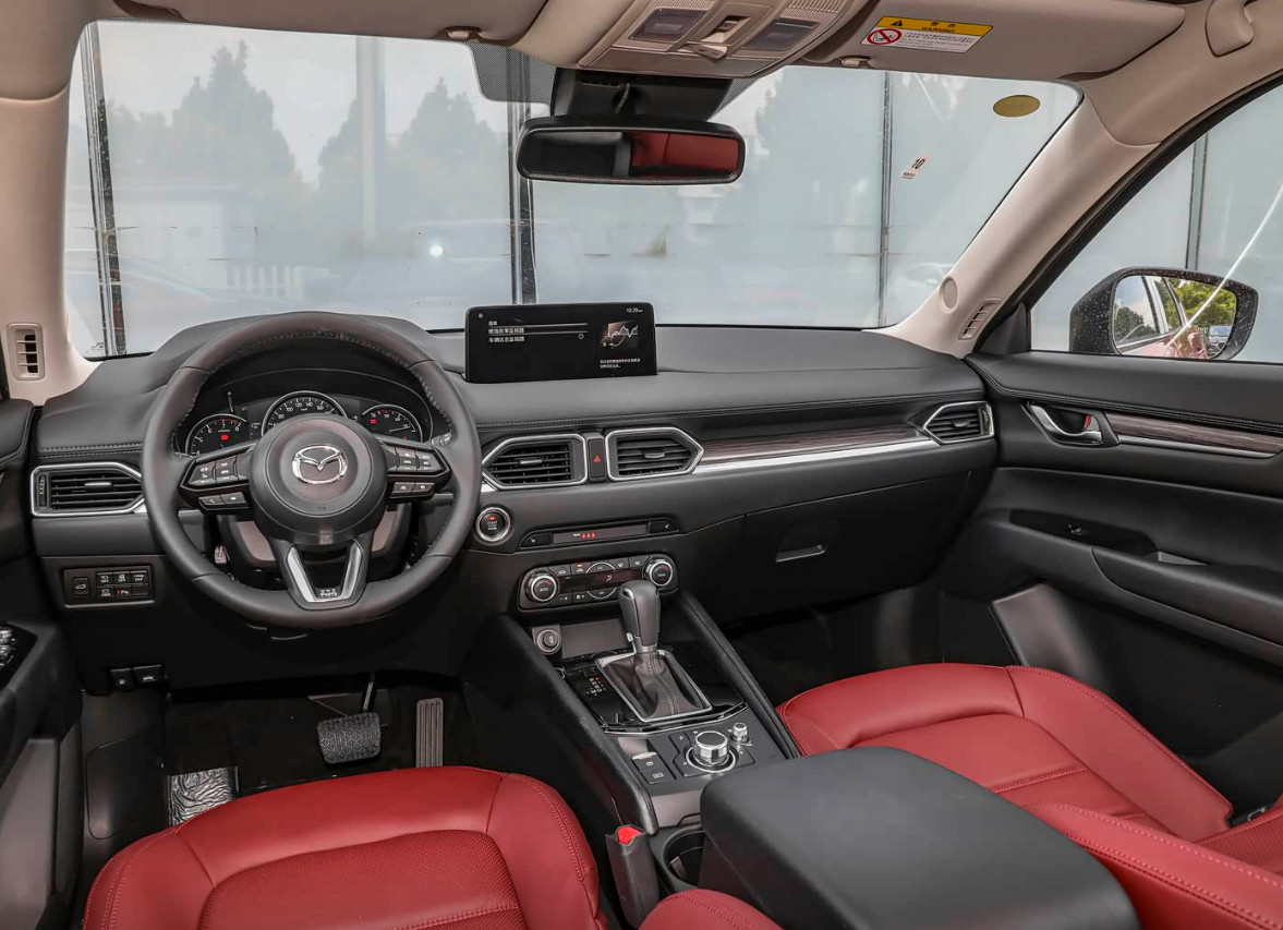 
Mazda CX-5 Automatic 2.0 2 wd 2025г. full									