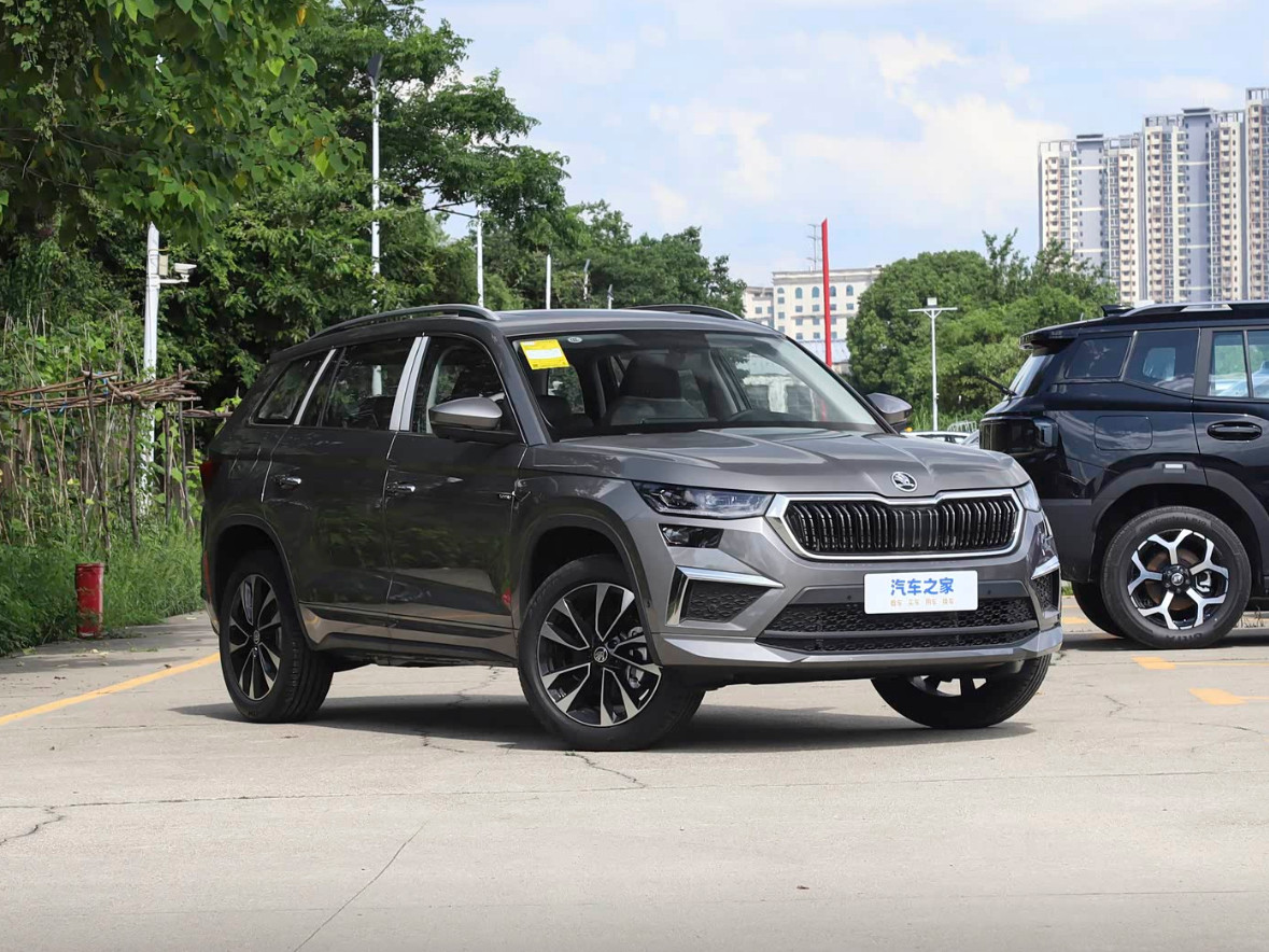 Skoda Kodiaq TSI380 7-seat 4WD flagship  Version 2024 new